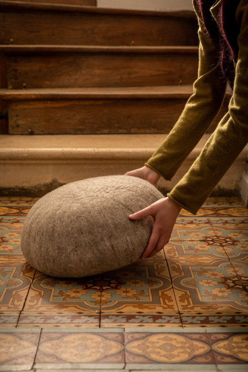 ROCKY POUFFE