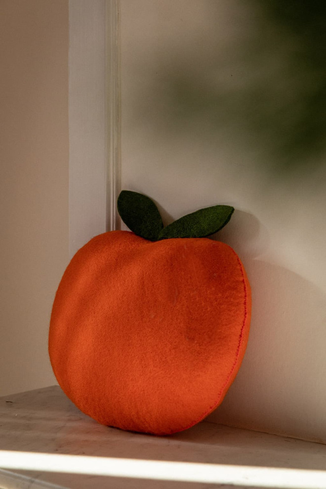 CLEMENTINE CUSHION