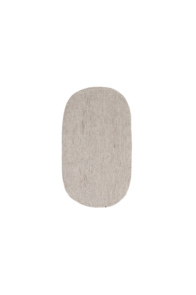 OVAL RUG