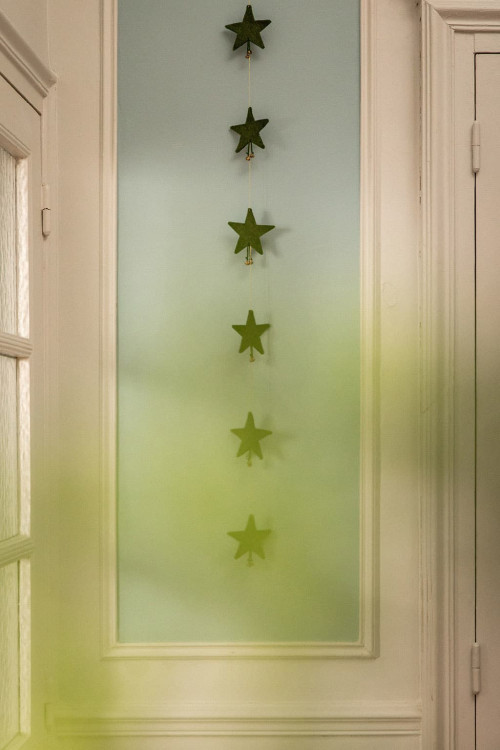 FALLING STARS GARLAND