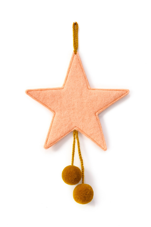 POMPOMS STAR HANGING