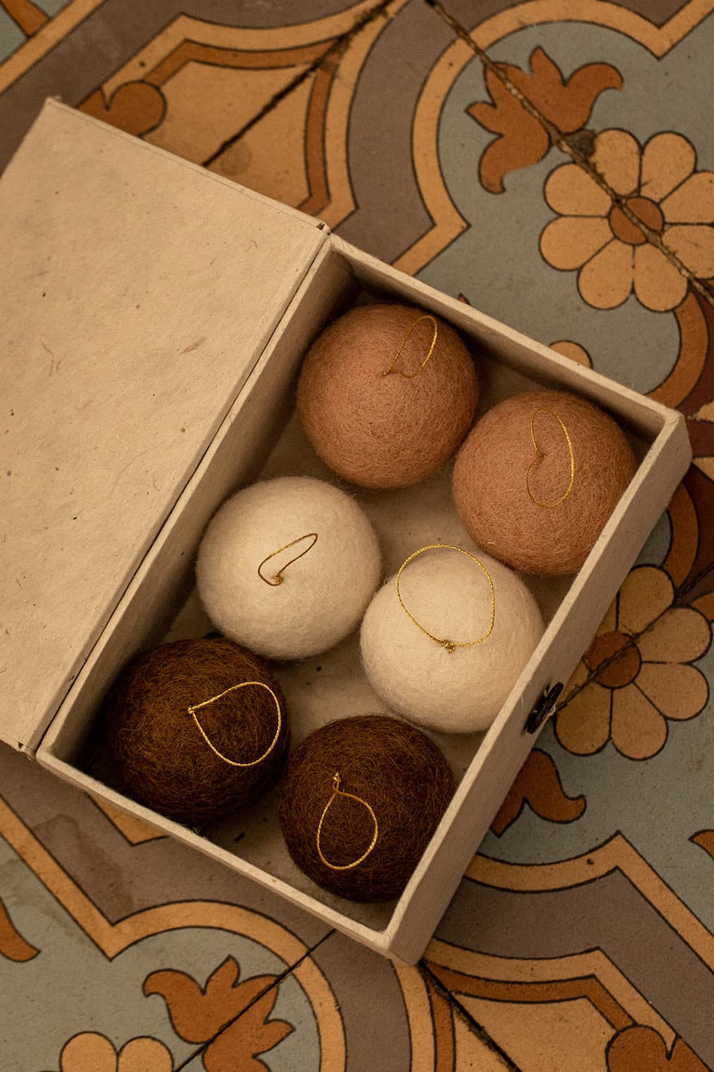 Coffret de 6 boules de Noël en feutre de laine pour décorer le sapin