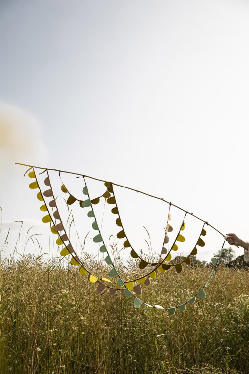 ROUND FLAGS GARLAND - Last chance