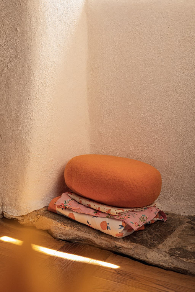 OVAL CHAKATI CUSHION