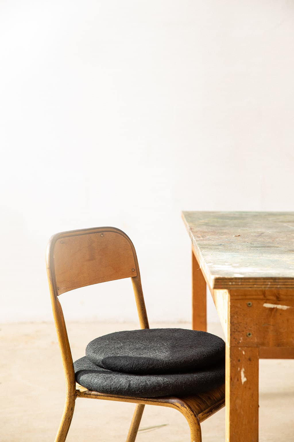 Galettes de chaise noires en feutre de laine