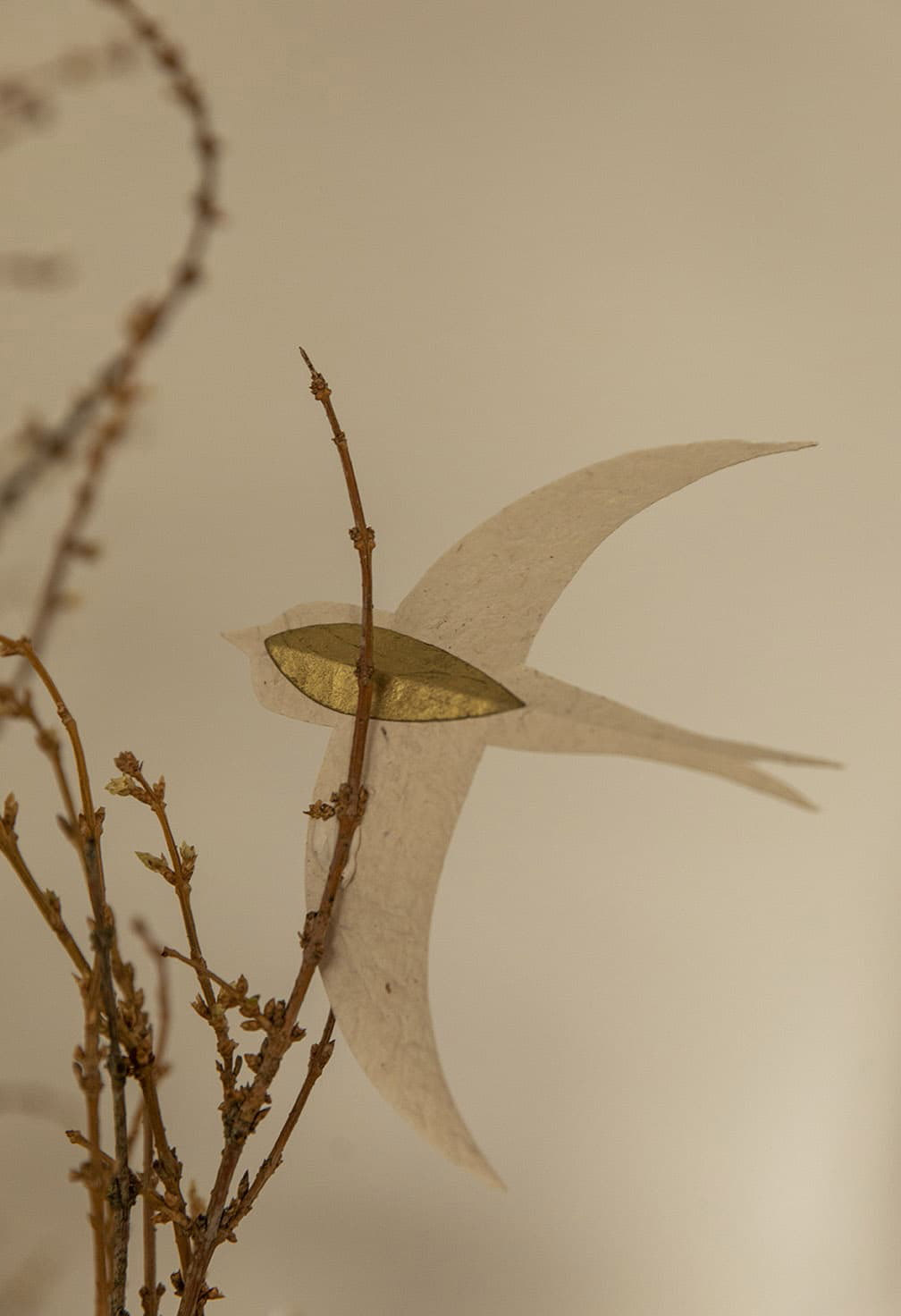 Decorative swallow in lokta paper to hang on the wall